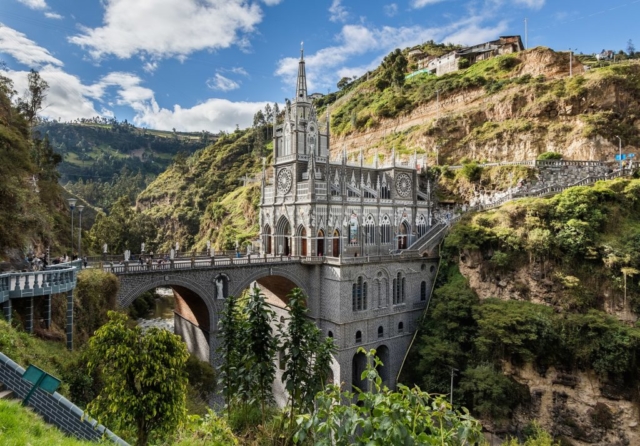 Las Lajas Sanctuary is a basilica church located in Ipiales, Colombia. Diego Delso CC BY-SA.